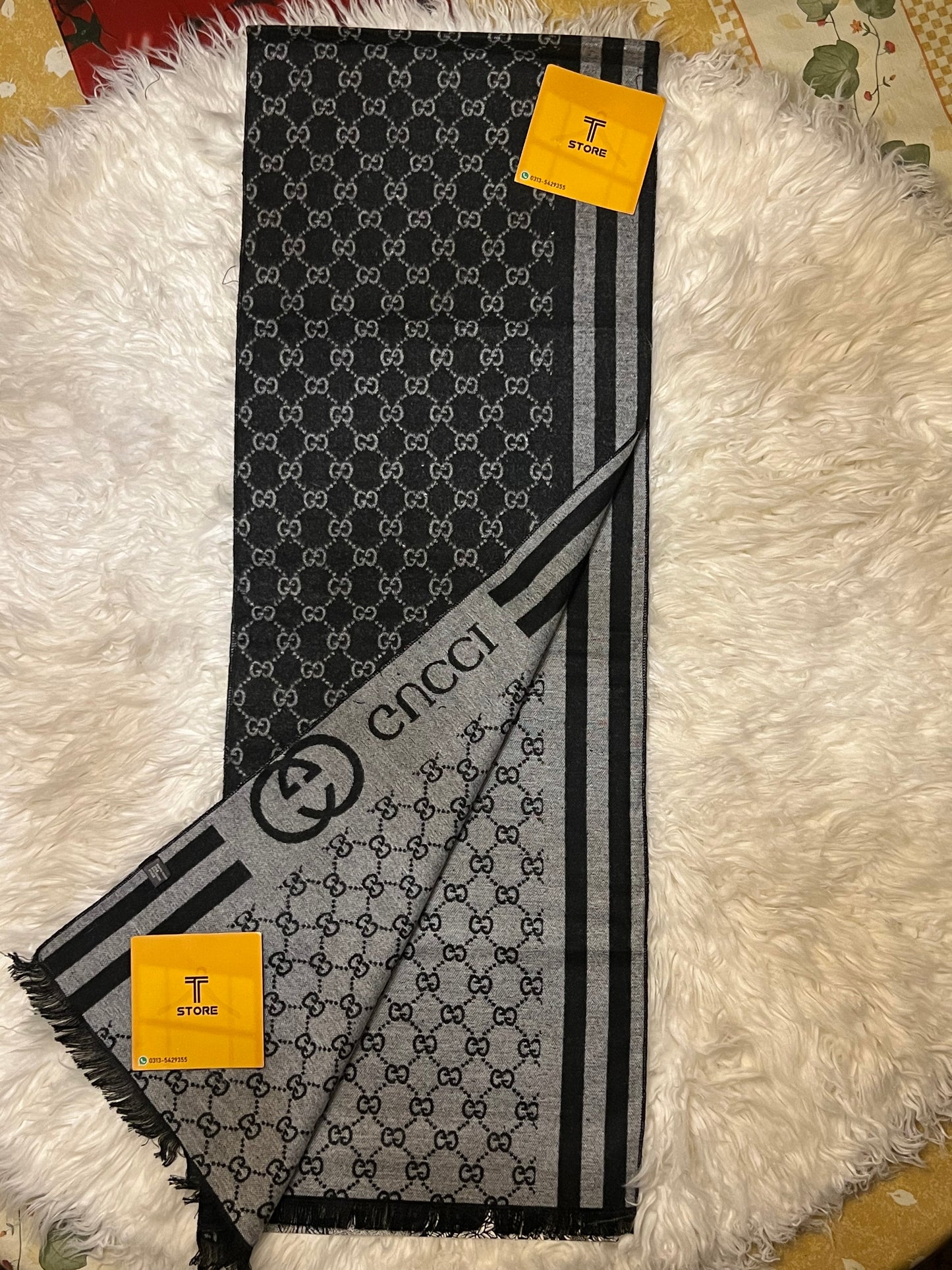 Gucci Black White Muffler