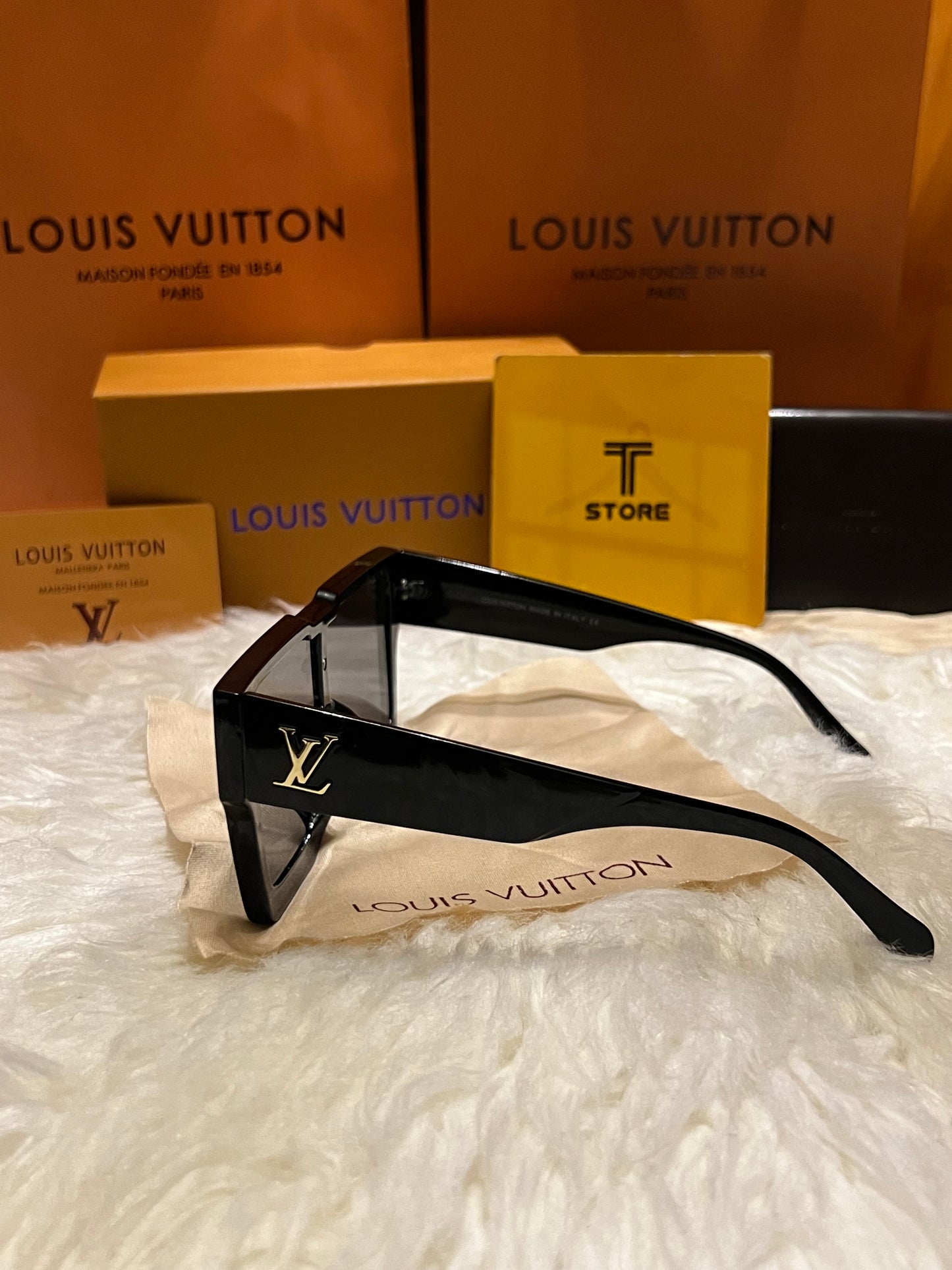 LV Cyclone Black Sunglasses