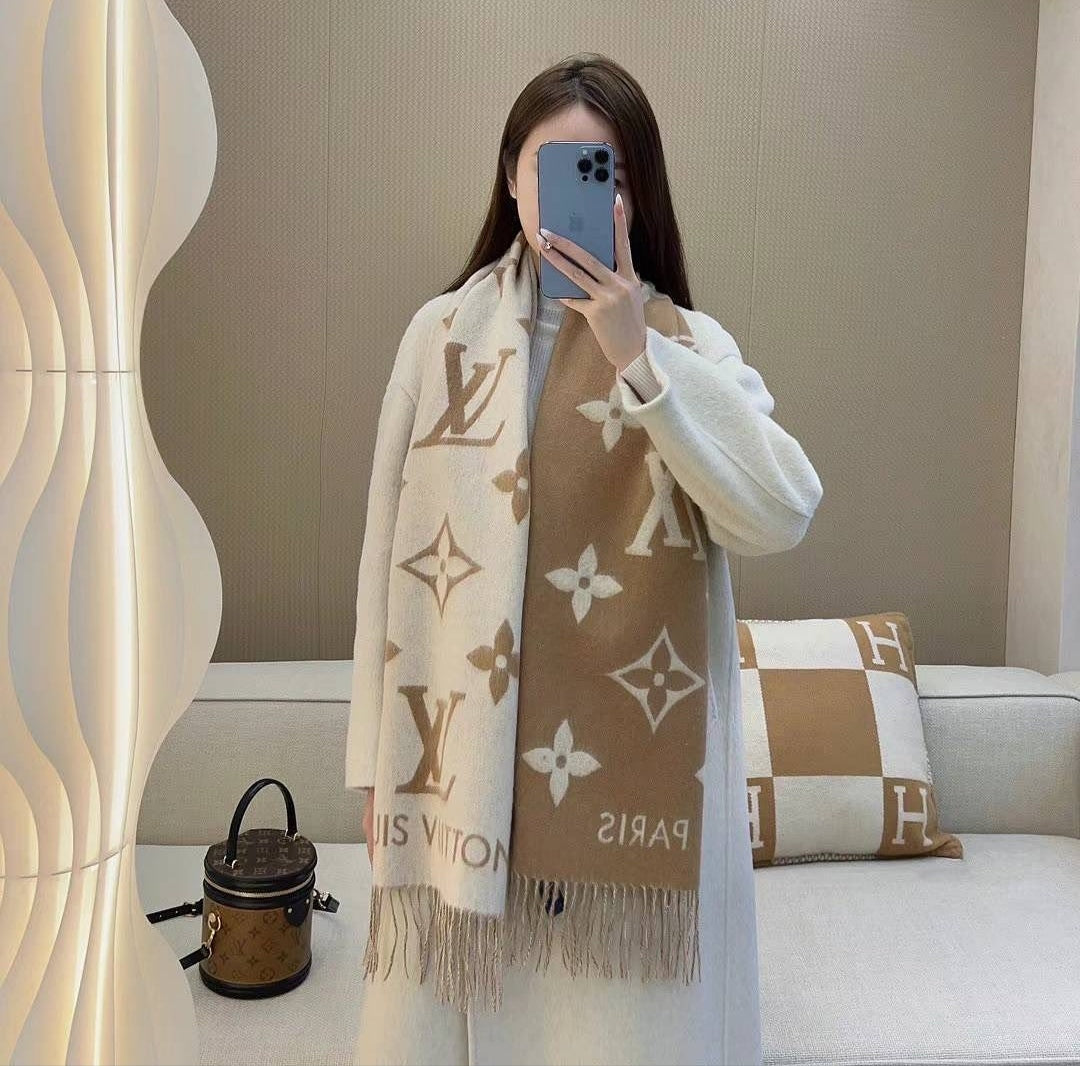 LV Brown Flower Woolen Shawl For Women